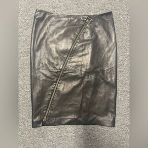Donna Karan Signature Collection Black Lambskin Leather Skirt.